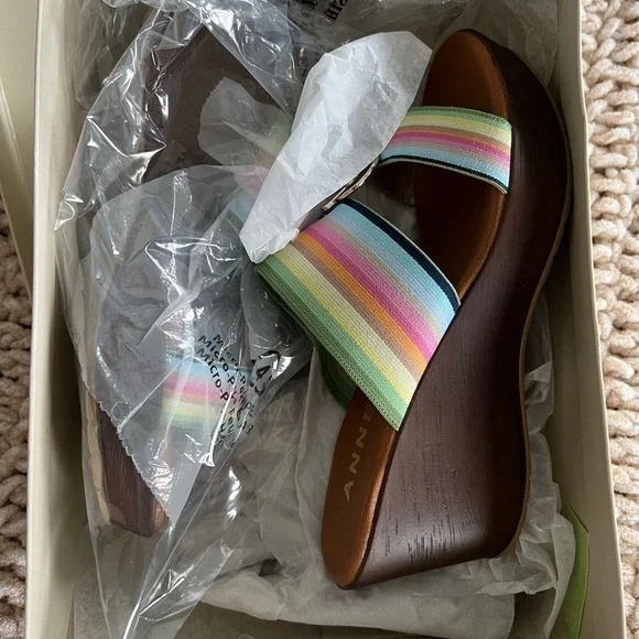 Anne Klein Akhadya Wedge Sandals - Picture 3 of 8